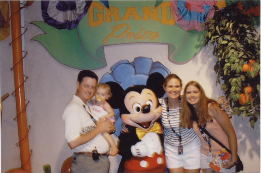 disneyworldmickey.jpg